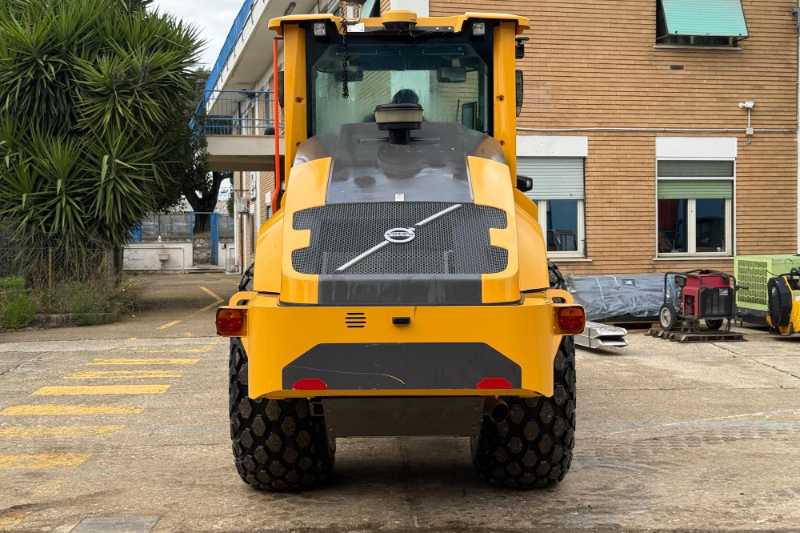 OmecoHub - Immagine VOLVO SD160B